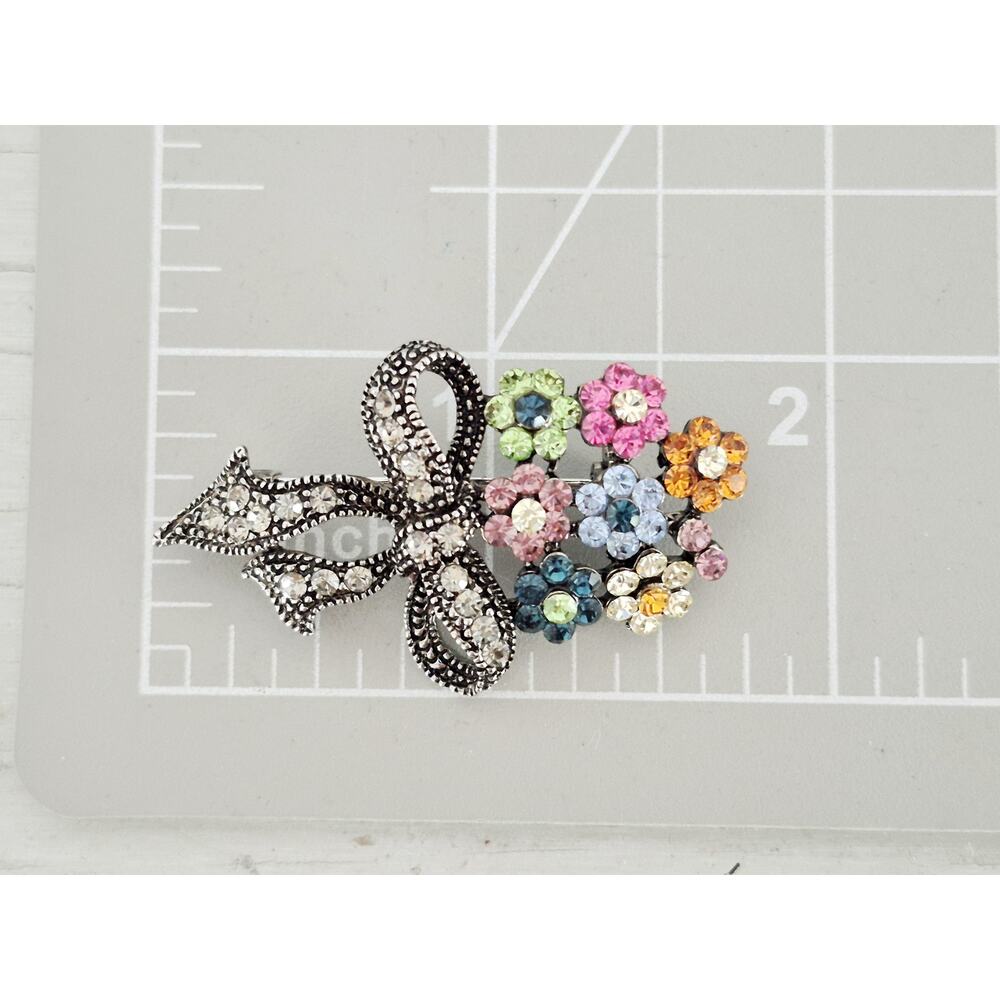 Vintage Multi-color Rhinestone Floral Bouquet Pin Brooch - Picture 4 of 4